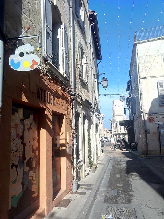 Le Nid Des Arenes Apartamento Arles Quarto foto