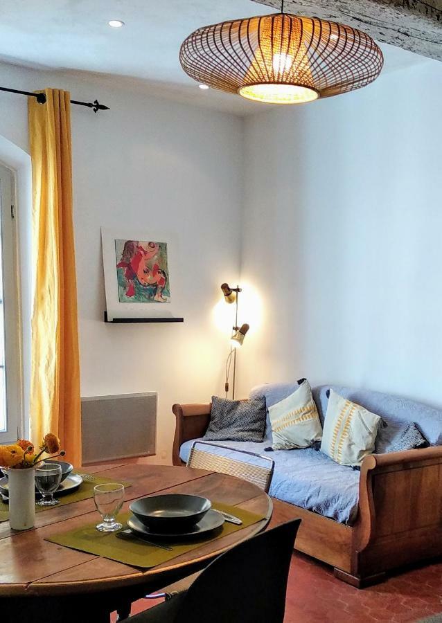 Le Nid Des Arenes Apartamento Arles Exterior foto