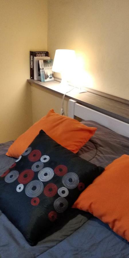 Le Nid Des Arenes Apartamento Arles Exterior foto